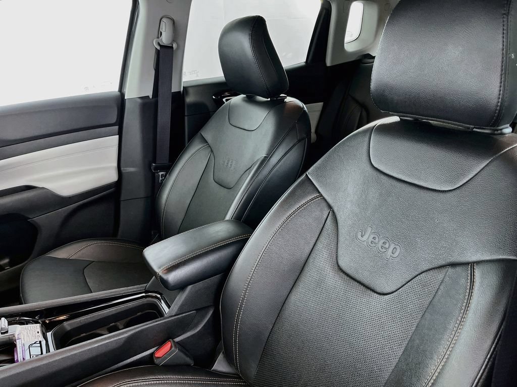 Used 2022 Jeep Compass Limited AWD/4WD image 27