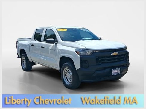 Used 2023 Chevrolet Colorado W/T AWD/4WD image 1