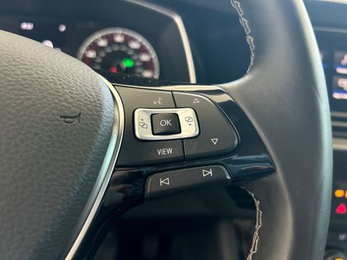 Certified 2021 Volkswagen Jetta R-Line FWD image 18