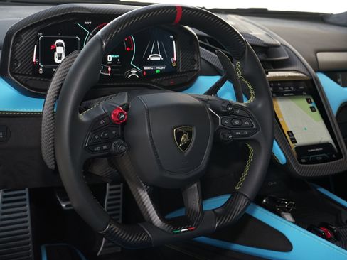Used 2024 Lamborghini Revuelto AWD/4WD image 15