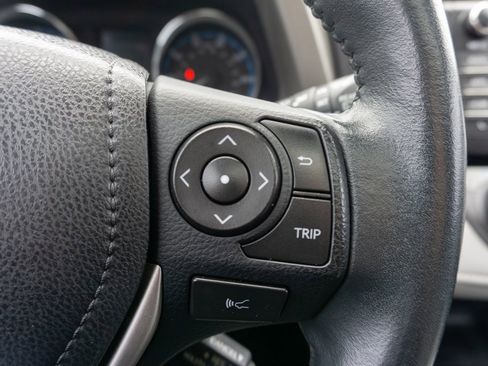 Used 2016 Toyota RAV4 Limited image 23