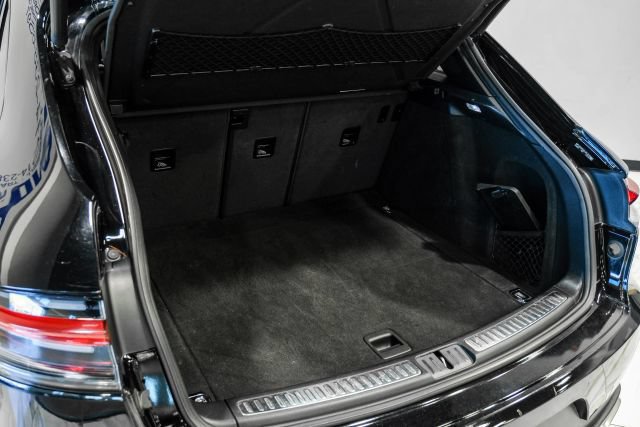 Used 2020 Porsche Macan AWD/4WD image 50