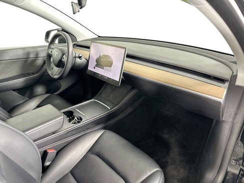 Used 2022 Tesla Model Y Performance AWD/4WD image 26
