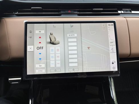 New 2026 Land Rover Range Rover Sport Dynamic SE AWD/4WD image 18