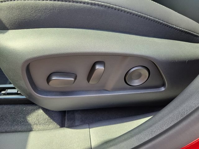 New 2027 GMC Terrain Elevation w/ Elevation Premium Package AWD/4WD image 17