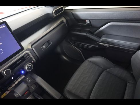 Used 2026 Toyota 4Runner TRD Off-Road Premium w/ Tow Technology Package AWD/4WD image 15