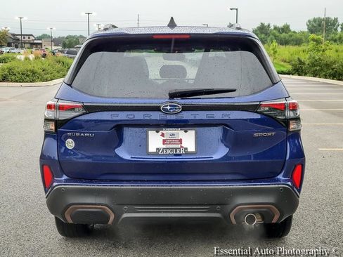 Used 2025 Subaru Forester Sport AWD/4WD image 5