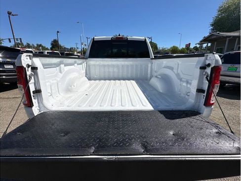 Used 2022 RAM 1500 Big Horn image 7