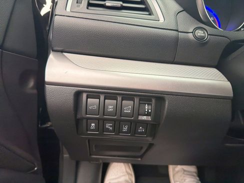 Used 2017 Subaru Outback 2.5i Premium image 21