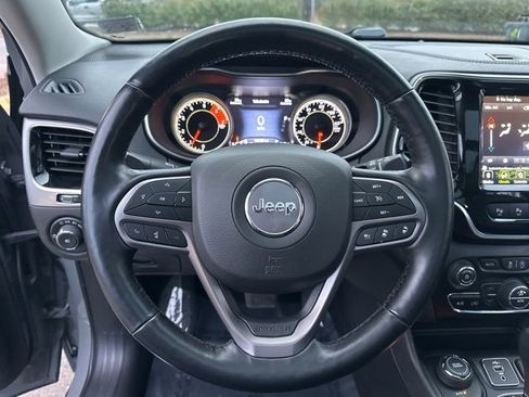 Used 2021 Jeep Cherokee Limited w/ Elite Package image 19