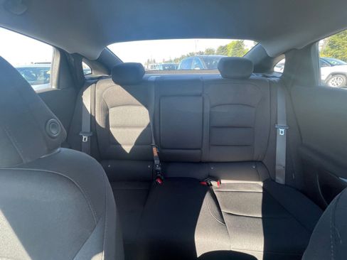 Used 2024 Chevrolet Malibu LT image 40