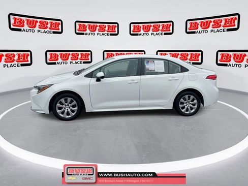 Used 2023 Toyota Corolla LE image 7