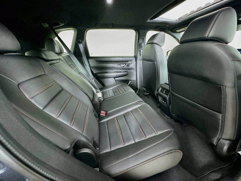Used 2025 Honda CR-V Sport-L image 35