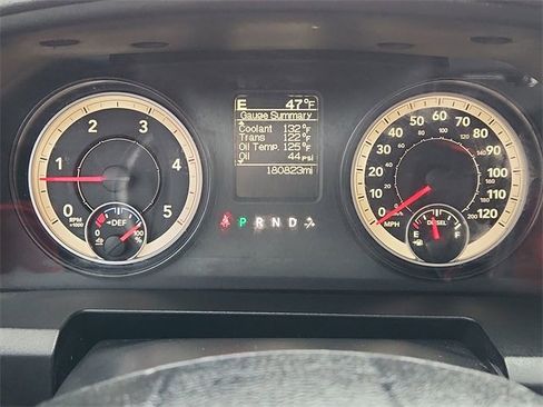 Used 2015 RAM 2500 Tradesman w/ Chrome Appearance Group image 12