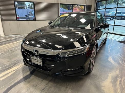 Used 2018 Honda Accord EX-L image 2