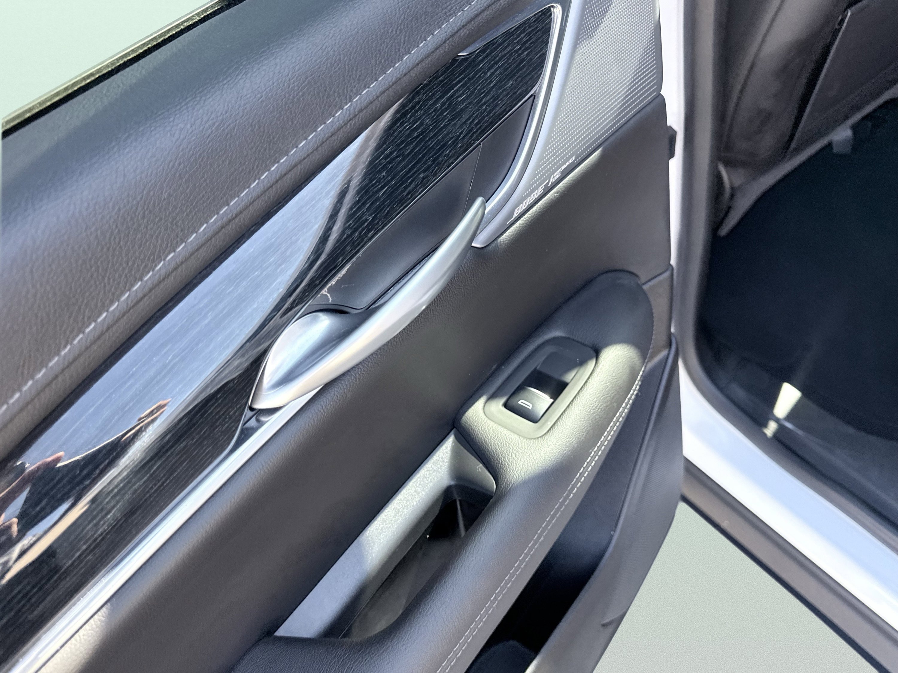 Used 2025 Cadillac XT5 Premium Luxury FWD image 28