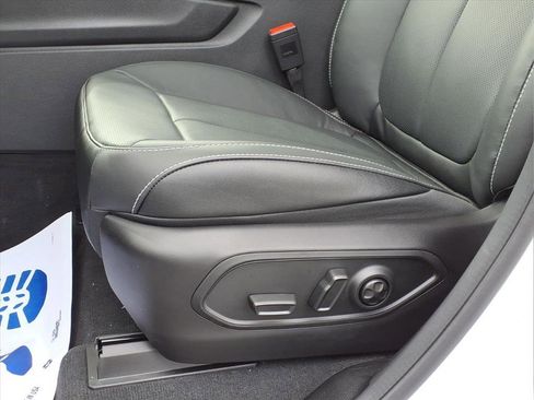 New 2026 Jeep Grand Cherokee Limited AWD/4WD image 13