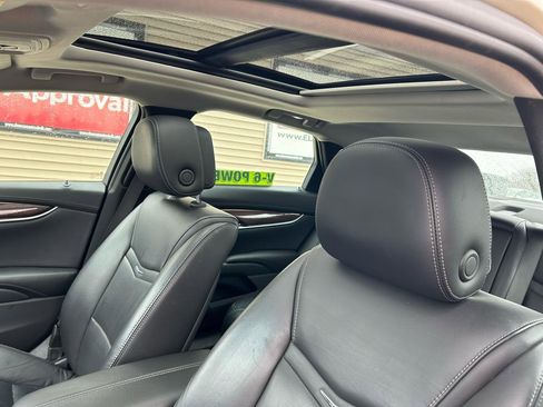 Used 2014 Cadillac XTS Luxury image 18