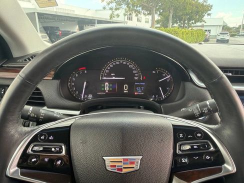 Used 2017 Cadillac XTS Luxury FWD image 15
