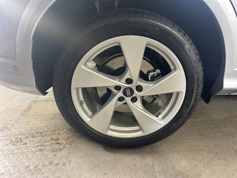 Used 2025 Audi Q5 Premium Plus w/ Premium Plus image 9