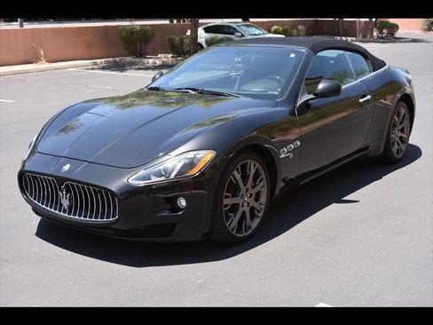 Used 2015 Maserati GranTurismo Convertible image 6
