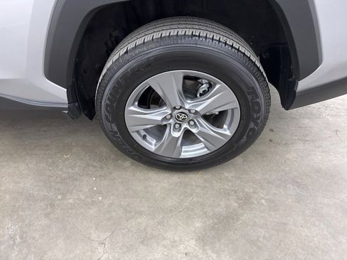 Used 2022 Toyota RAV4 XLE image 22