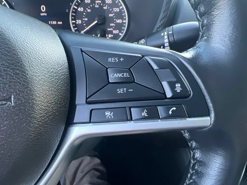 Used 2022 Nissan Sentra SV FWD image 50