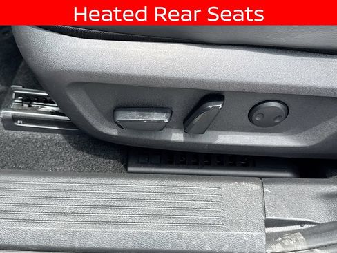 Used 2025 Nissan Rogue Platinum w/ Platinum Premium Package FWD image 20