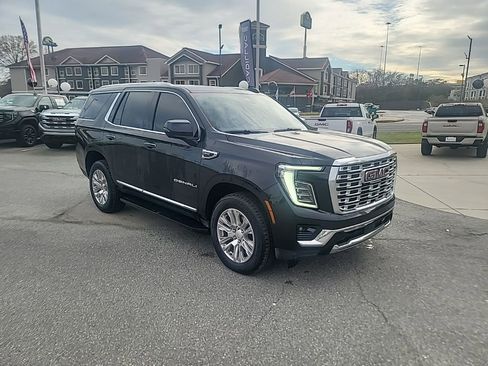 Certified 2025 GMC Yukon Denali image 1