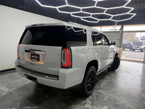Used 2018 GMC Yukon Denali w/ Enhanced Security Package AWD/4WD image 5