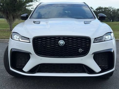 Used 2026 Jaguar F-PACE SVR AWD/4WD image 16