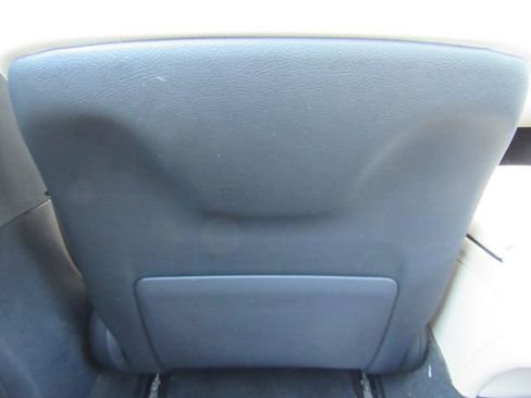 Used 2019 Mercedes-Benz C 300 Sedan image 32