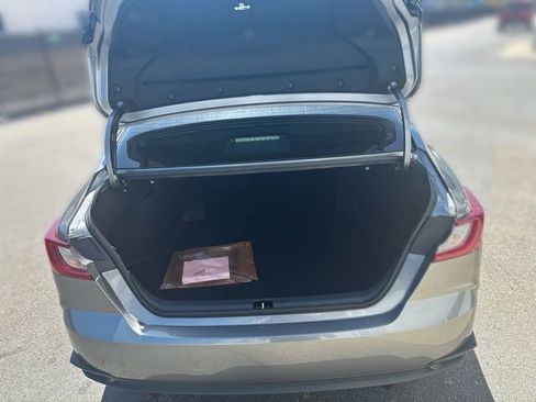 Used 2026 Toyota Camry SE image 30