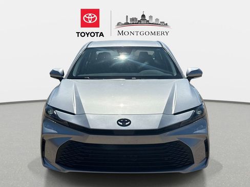 Used 2026 Toyota Camry LE w/ Convenience Package image 8