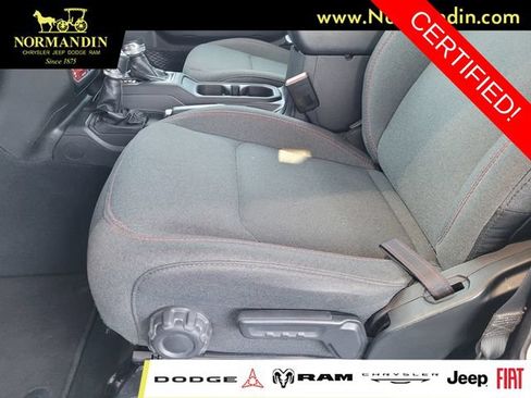 Certified 2024 Jeep Wrangler Unlimited Rubicon AWD/4WD image 17