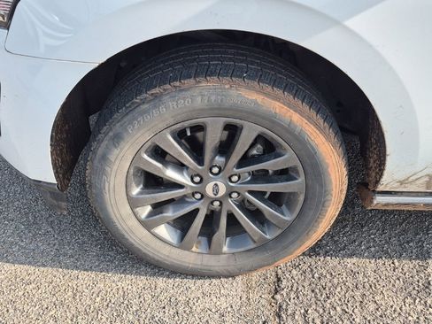 Used 2021 Ford Expedition Max Limited image 8