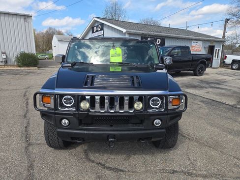 Used 2003 HUMMER H2 w/ Preferred Equipment Group image 3