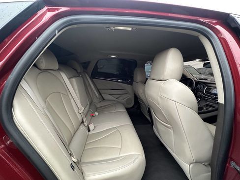 Used 2017 Buick LaCrosse Essence image 14