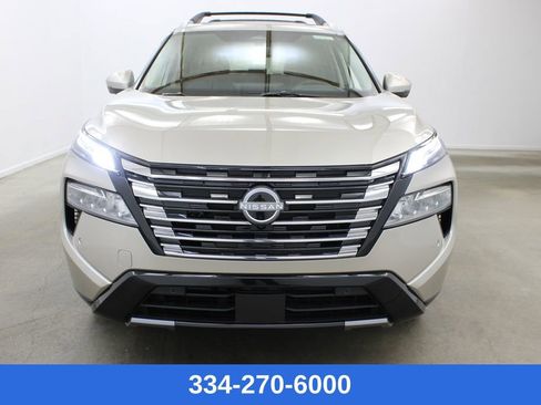 New 2026 Nissan Rogue Platinum image 6