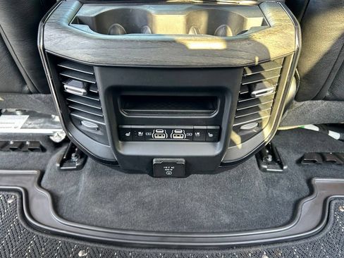 Used 2025 RAM 1500 Limited AWD/4WD image 56