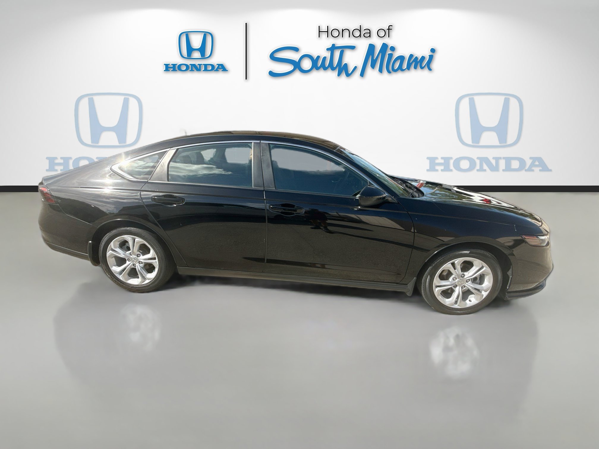 Certified 2024 Honda Accord LX image 8
