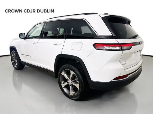 Certified 2023 Jeep Grand Cherokee Limited AWD/4WD image 8