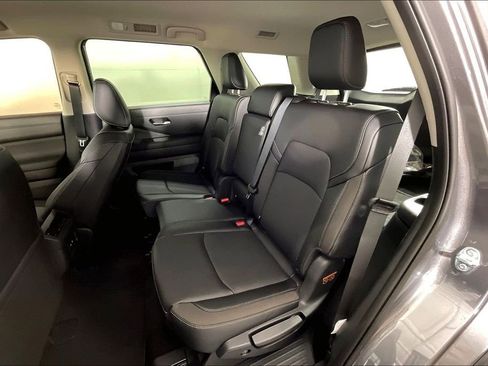 New 2026 Nissan Pathfinder SL AWD/4WD image 15