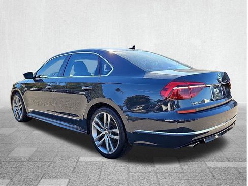 Used 2017 Volkswagen Passat 1.8T R-Line image 4
