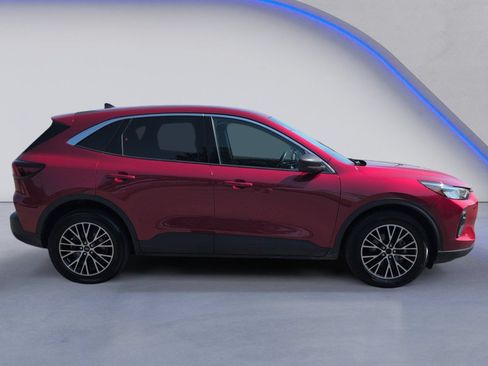 Used 2023 Ford Escape Active w/ Tech Pack #1 AWD/4WD image 12