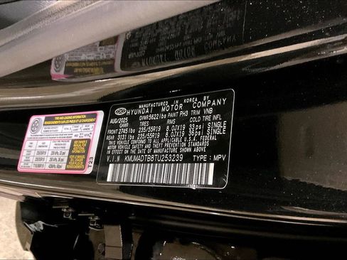 Used 2026 Genesis GV70 2.5T Select image 19