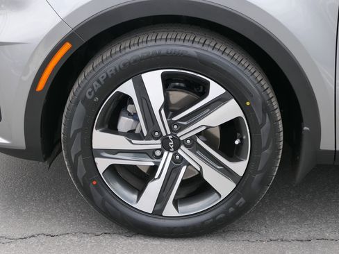 Used 2024 Kia Sorento EX AWD/4WD image 10