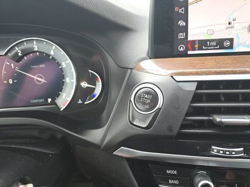 Used 2019 BMW X4 xDrive30i w/ Convenience Package AWD/4WD image 19