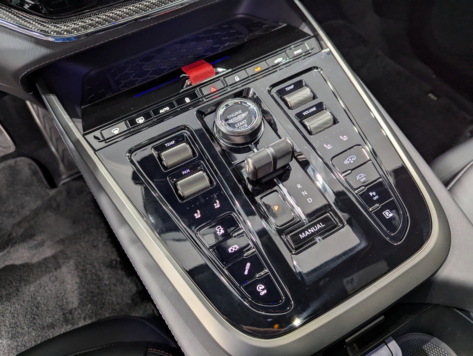New 2026 Aston Martin DBX 707 AWD/4WD image 15