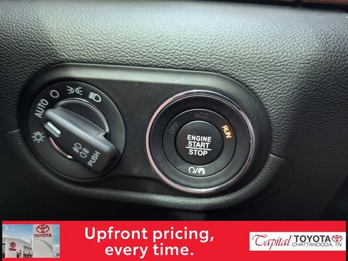 Used 2022 Maserati Levante GT AWD/4WD image 16